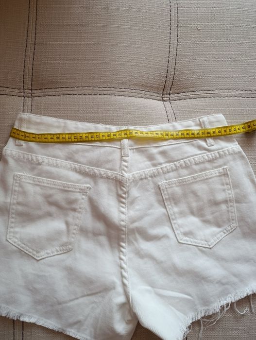 Продам новые шорты