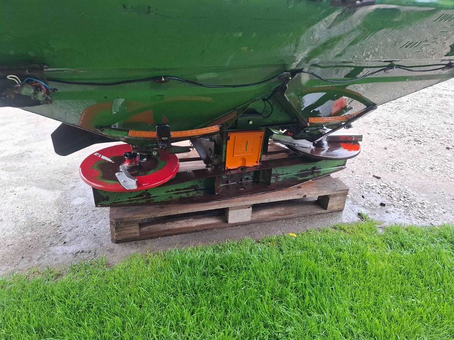 Rozsiewacz nawozu Amazone ZA-M ZA-U 1000 hydraulika z Niemiec !