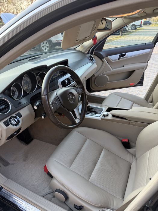 Mercedes  C250 1.8 CGI