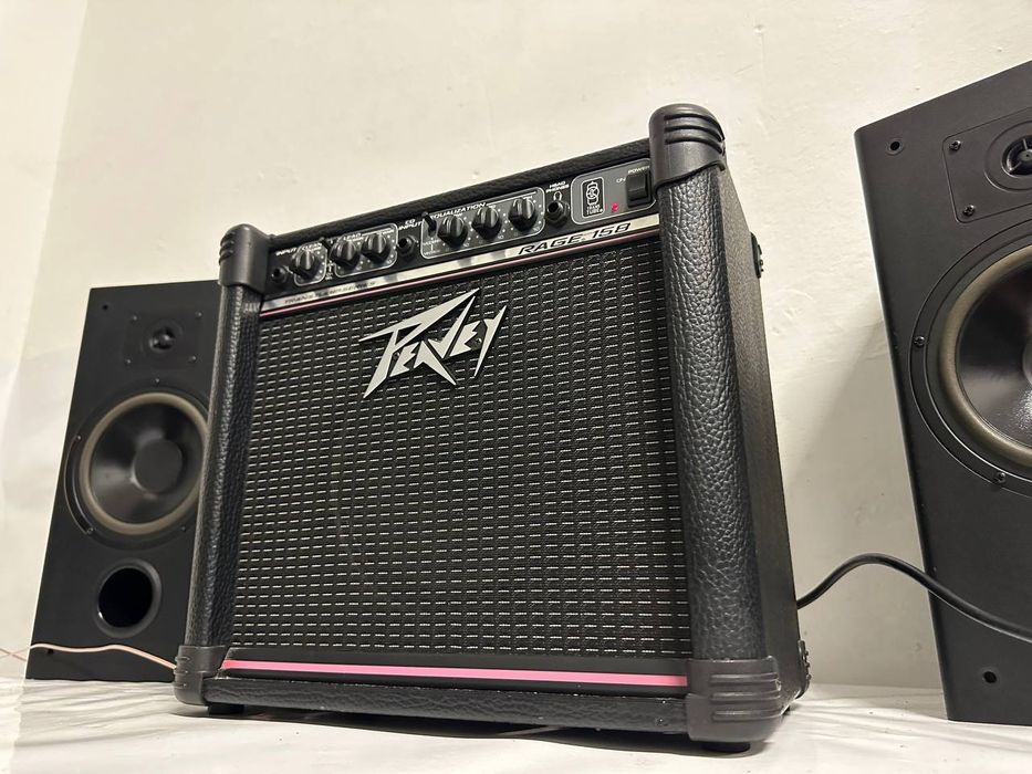 Wzmacniacz combo gitarowo Peavey RAGE 158