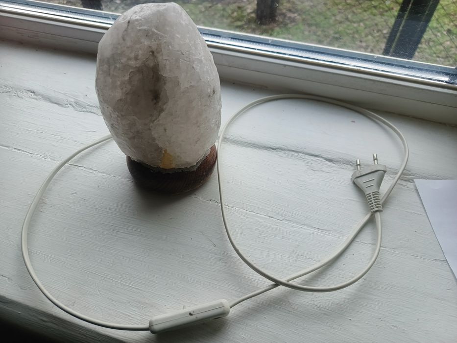 Натуральна соляная лампа