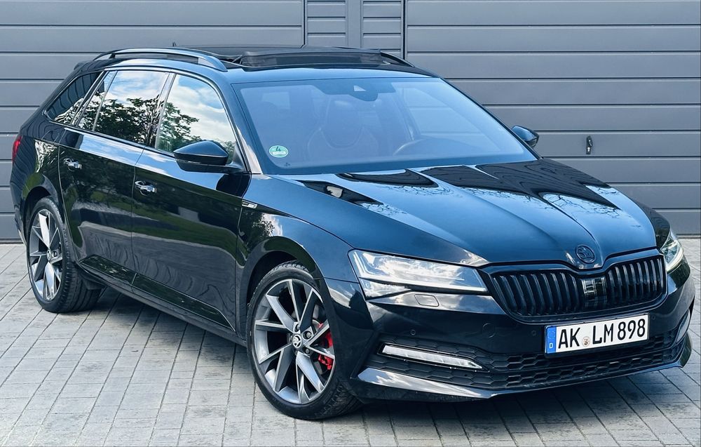 Skoda Superb 3 lift Sportline 4x4 - virtual , panorama