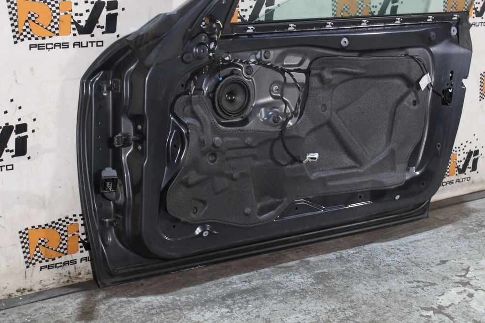 Porta frente direita BMW 2 Coupé (F22, F87)