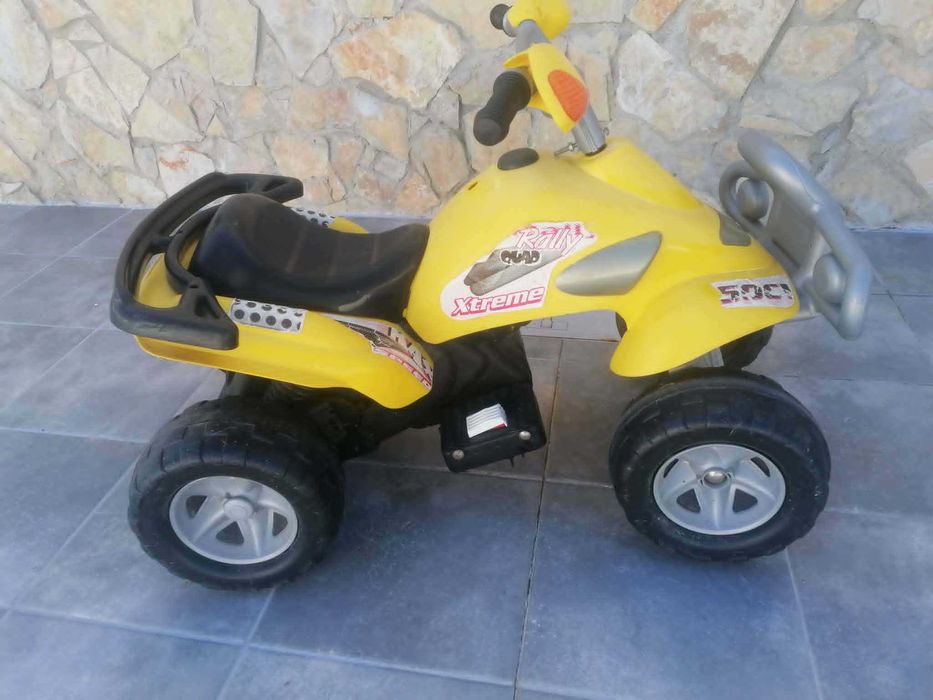 Moto 4 Elétrica Infantil - Injusa Quad Racing 6V (Amarela)