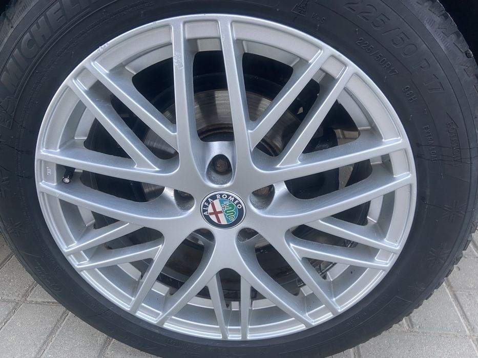 Автомобіль Alfa Romeo 159 1.9D