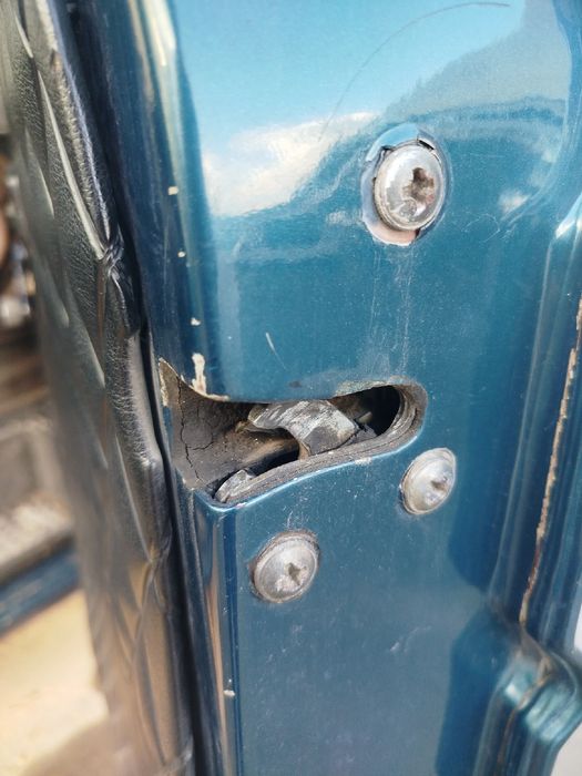 Fechadura / fecho porta trás direito FORD Transit Chassis (E_ _)