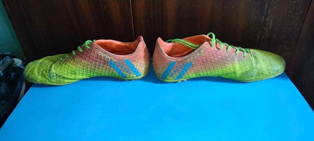 Сороконожки, спортивные кроссовки 44 размер