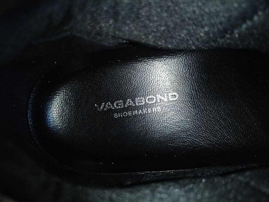 Кросівки жіночі фірми Vegabond