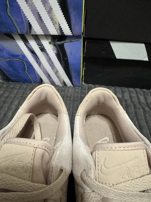 Жіночі кросівки Nike Air Force 1 Sage Low 37,5(23,5см) оригінал