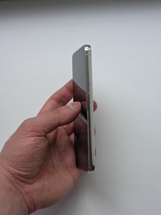 Samsung Galaxy S23 8/256 (офіціал)