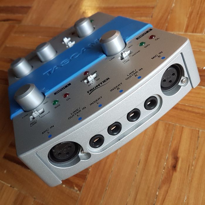 Interface Tascam US-122 USB Audio/Midi. Muito bom estado!64283893859586123