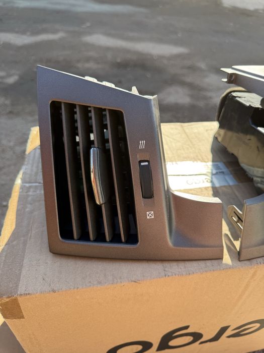 Воздуховод на Lexus LX 570