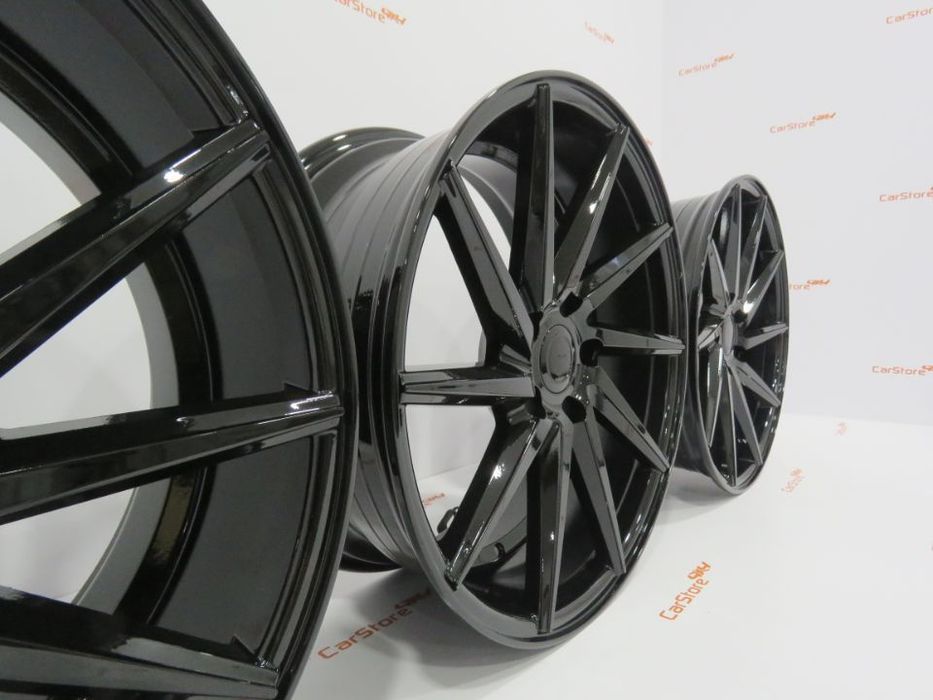 Jantes Look Vossen CVT 18 x 8 et 40 5x112 Preto Brilhante