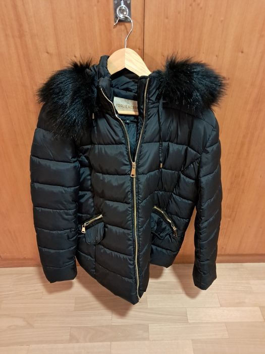 Quispo preto com carapuço