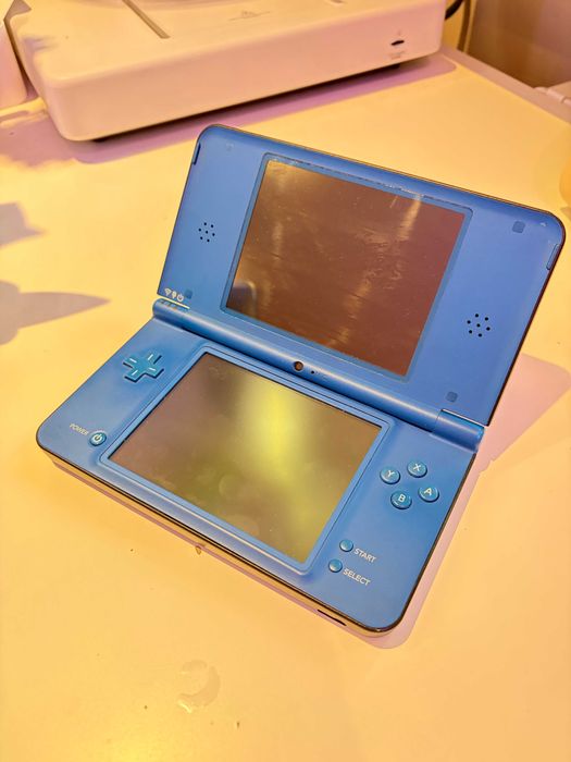 Konsola Nintendo DSi XL niebieska używana CFW TwilightMenu / SD 32gb