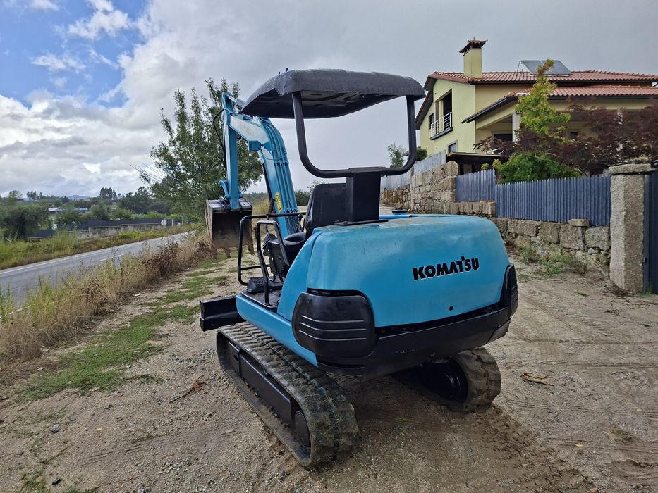 Mini giratória komatsu PC 30