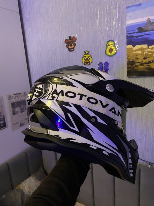 Мото шлем кросовий