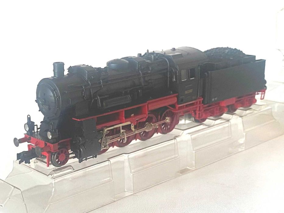 FІеіschmann, паровоз DRG, арт. 944156, для железной дороги PIKO Н0. Свет/NЕМ