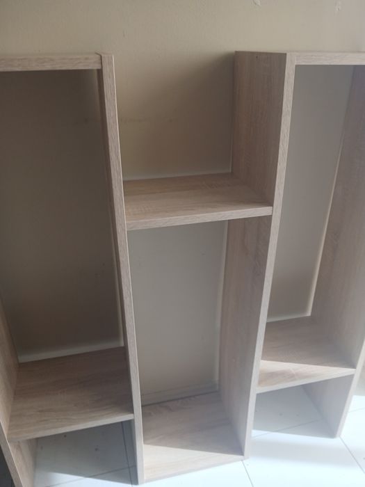 Estante  mede96 frente x1.10 altura x26 lado