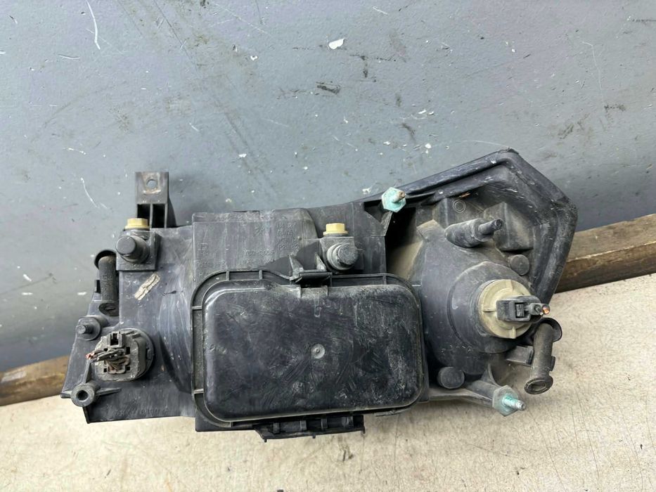 Lampa Prawy Przód Prawa Przednia Ford Transit MK6 00->06