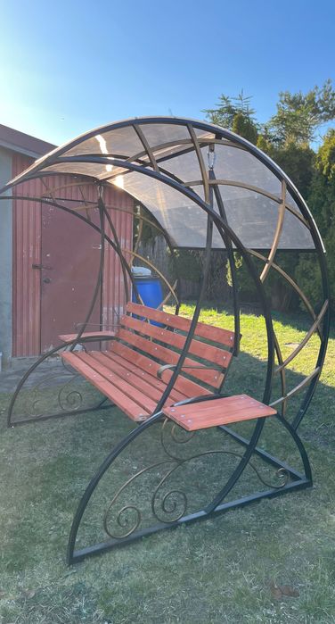 Huśtawka ogrodowa metalowa