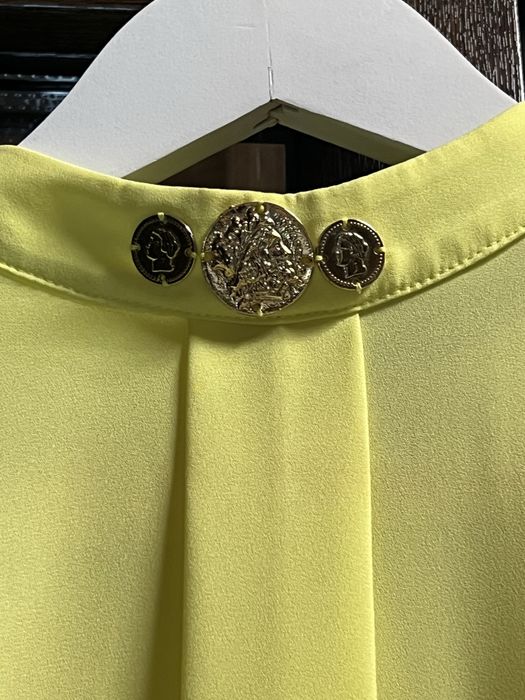 Блузка в идеальном состоянии, почти новоя,на худенькую фигурку,