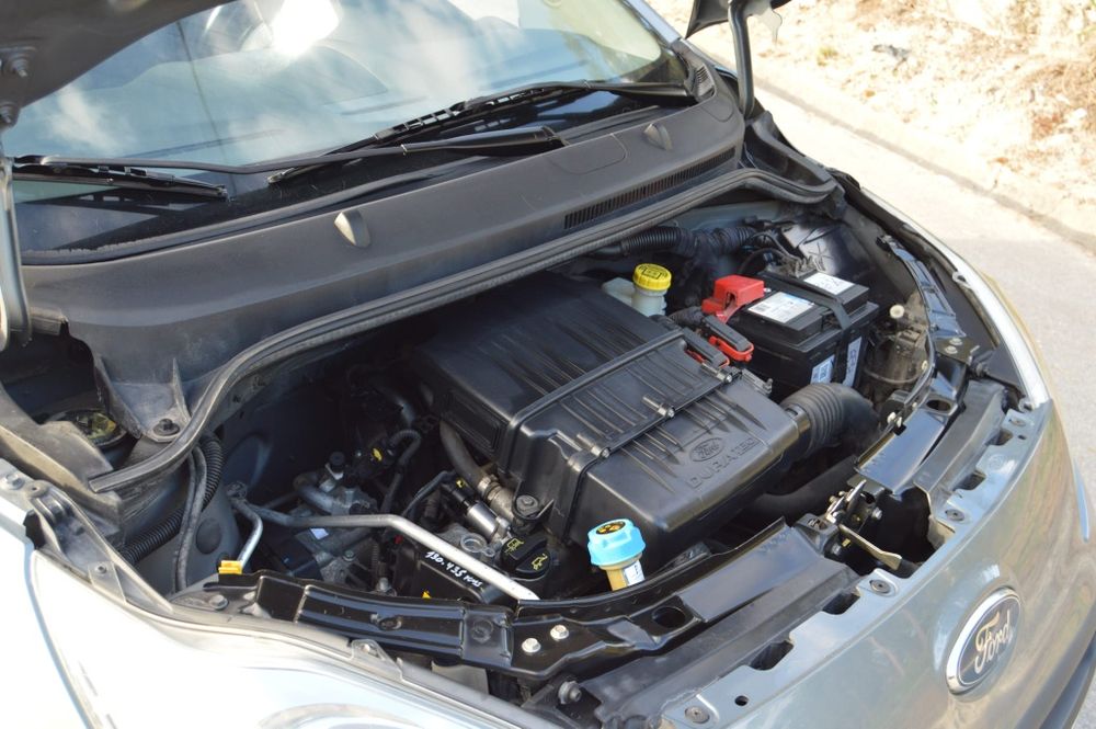 Ford Ka Titanium Poucos km