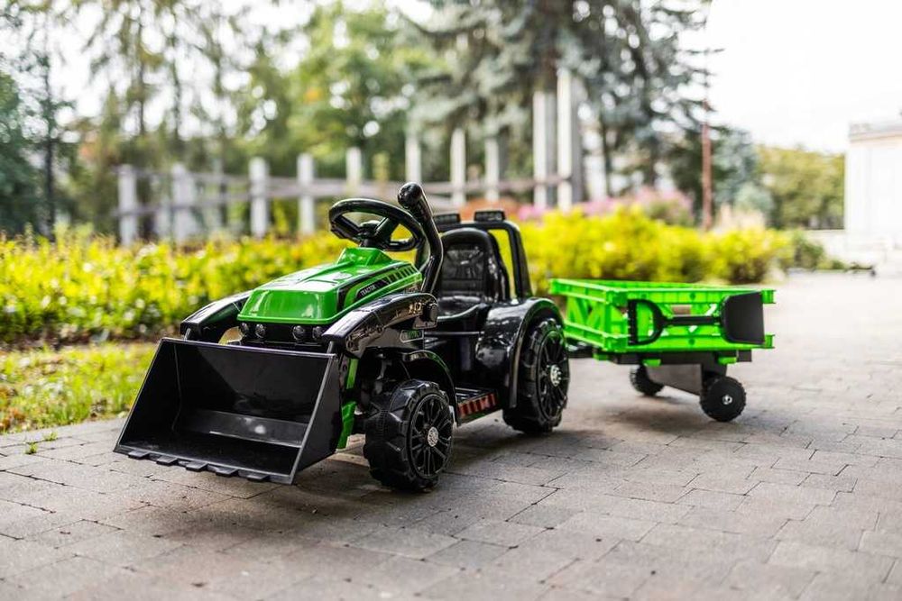 Traktor na akumulator na baterie DLA DZIECI DZWIĘKI ŚWIATŁA