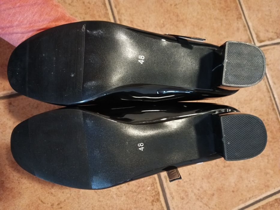 Nowe buty rozmiar 48