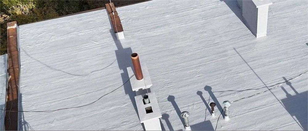 Naprawa dachu, hydroizolacja dachu membraną
