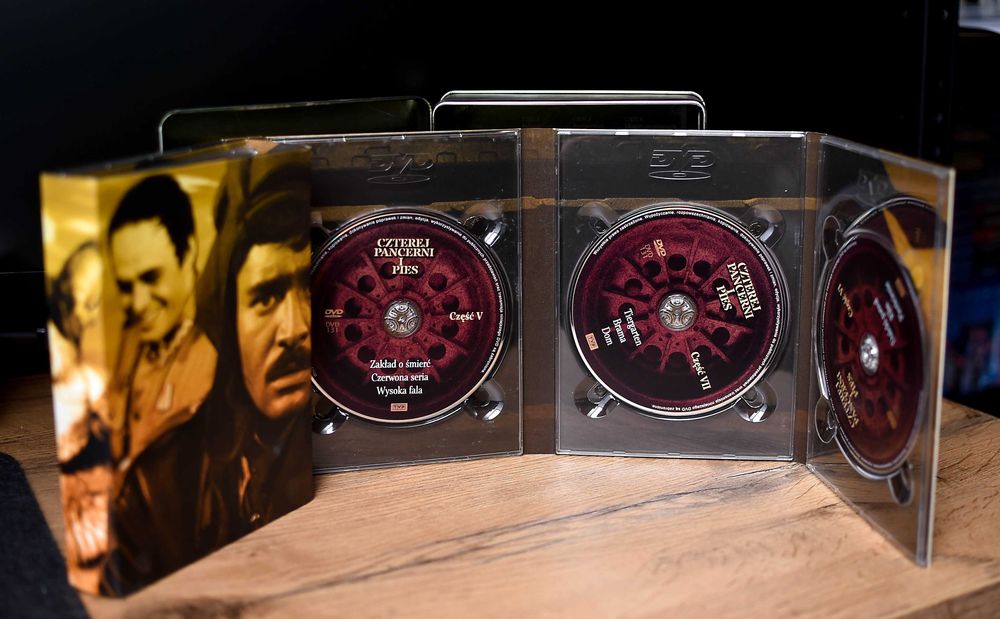 DVD # Czterej Pancerni i Pies BOX