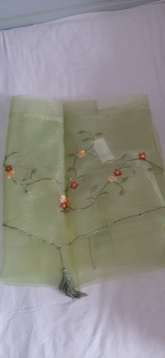 Нова штора Юск з органзи з вишивкою