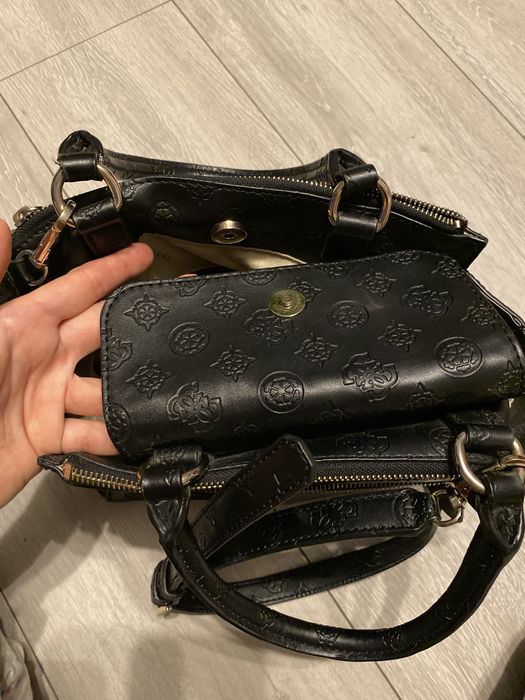 Torebka oryginalna Guess stan idealny