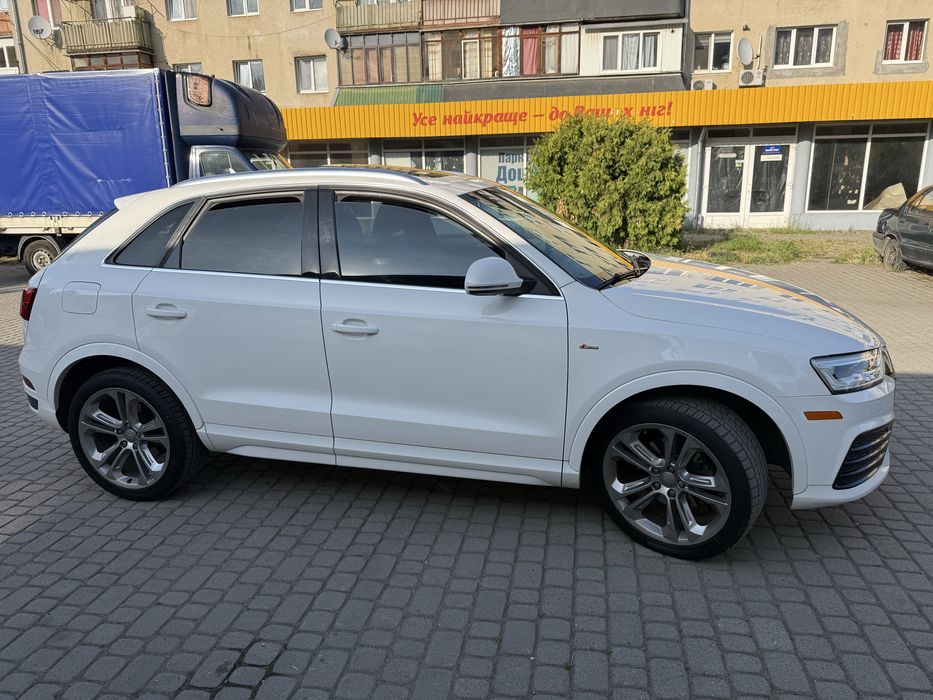 Audi Q3 S-Line рестайлінг