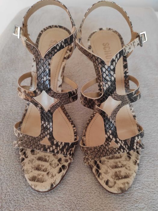 Sandálias Schutz, tam. 37, NOVAS