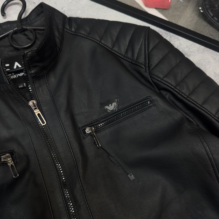 Чоловіча Шкірянка Emporio Armani