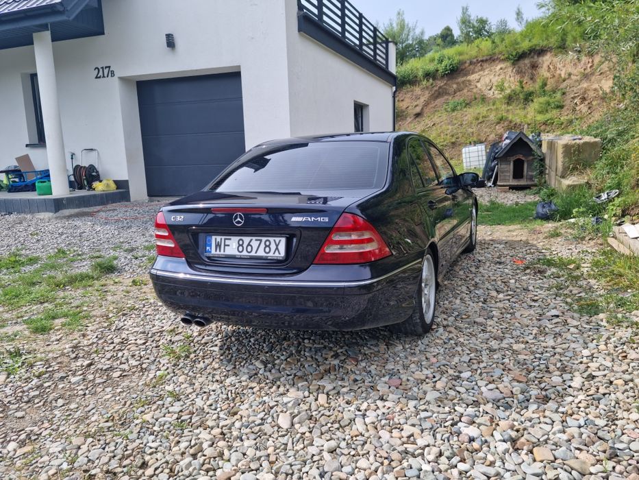 Mercedes w203 c32