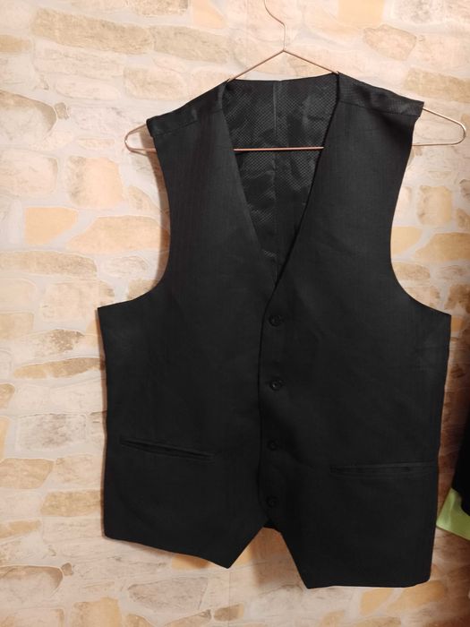 (M/L) Czarna kamizelka garniturowa w prążki z Londynu