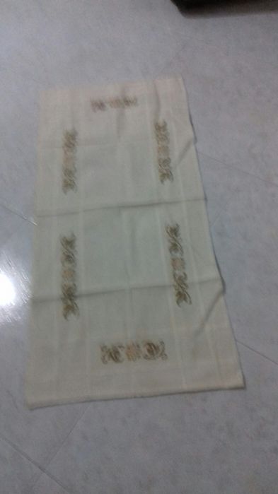 Centro de mesa linho bordado