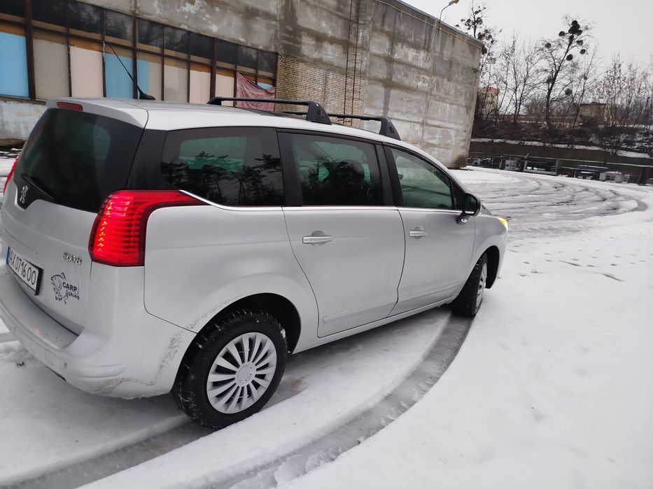 Продається свій автомобіль