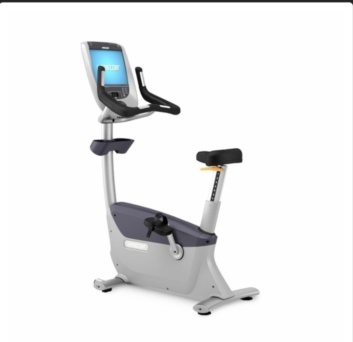 Велотренажер вертікальний професійний Precor