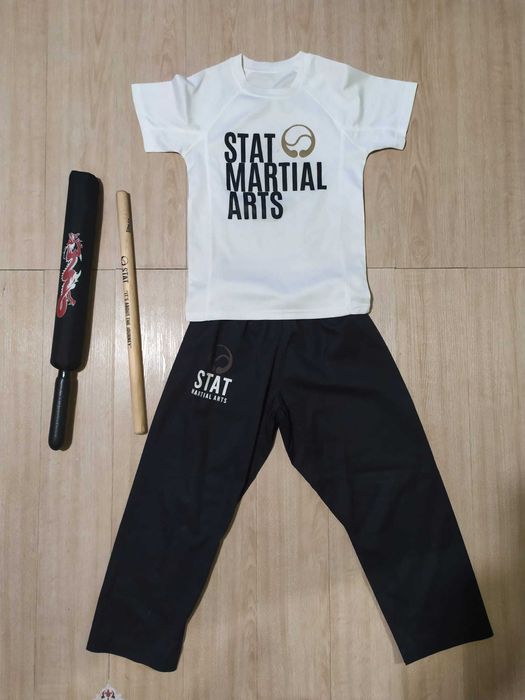 Stat martial arts.Roupa 8-10 anos