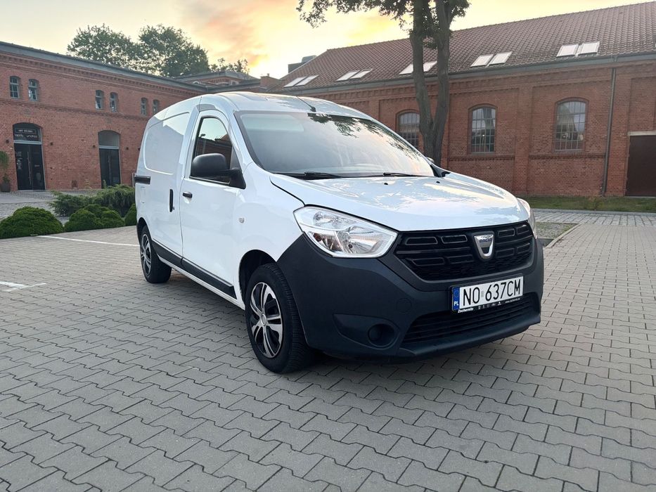 Dacia Dokker Super stan