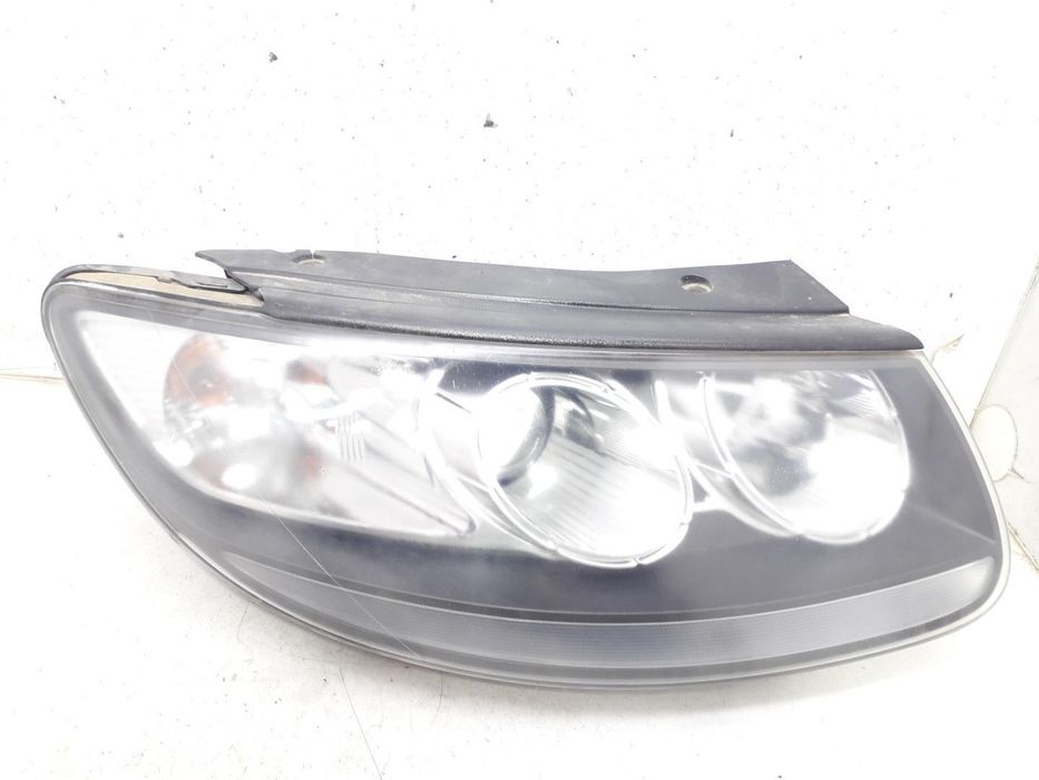 Farol Direito Hyundai Santa