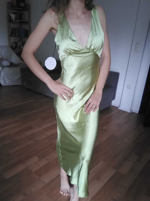 Kiss the sky midi sukienka satynowa rozmiar S