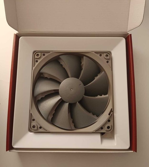 Ventoinha Noctua NF-P12 Redux-1300 3 Pinos