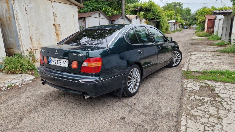 Lexus gs 300 газ-бенз