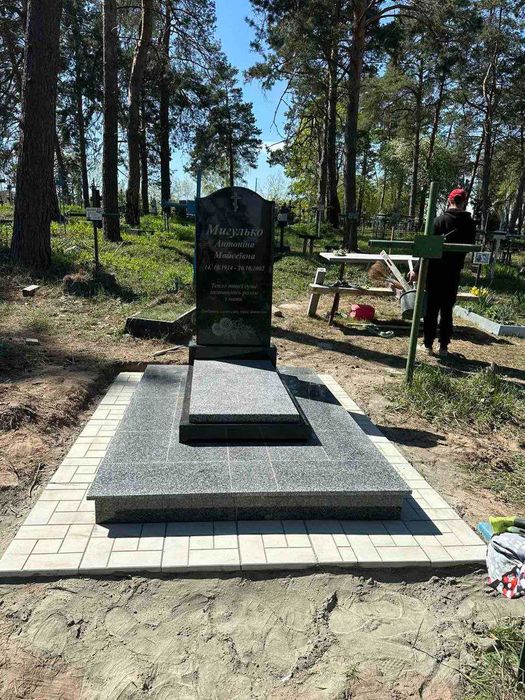 Виготовляємо памʼятники в ГРИГОРІВЦІ та Обухівському районі