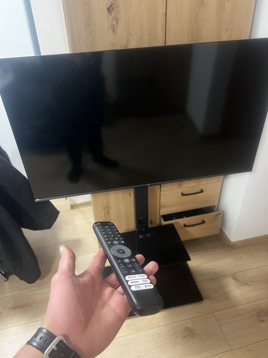 Smart TV telewizor TCL 43C655 QLED ze stojakiem 43 w dobrym stanie