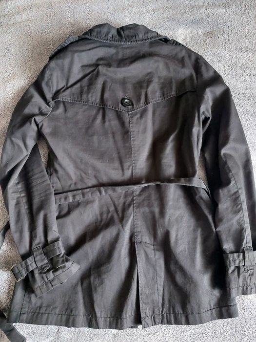 Płaszcz trencz czarny c&a